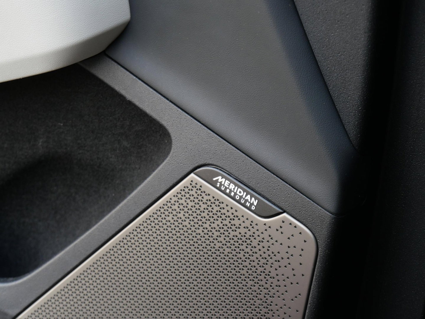 Kia Ev6 77kWh GT-LINE/ SCHUIFDAK/ 360° CAMERA/ HEAD-UP/ TREKHAAK/ NL-AUTO 1STE EIGENAAR/ SOH 97%