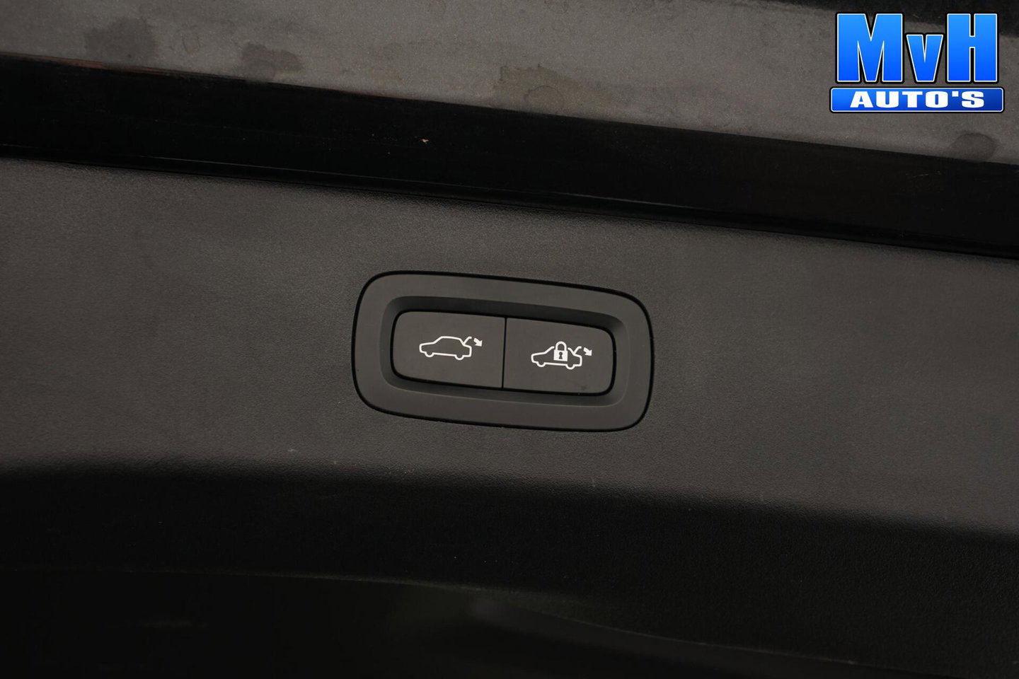 Lynk & Co 01 1.5 PHEV|FULL BLACK XL|LEER|NAP|PANO