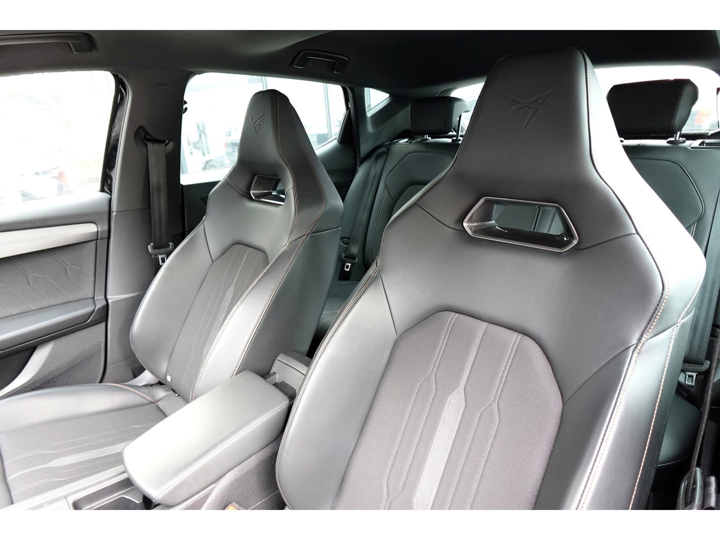 CUPRA Leon Cupra Leon 1.4 e-Hybrid VZ Adrenaline PANO MATRIX KEYLESS VOL