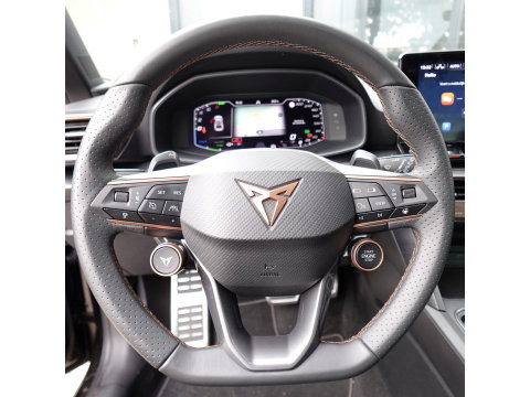 CUPRA Leon Cupra Leon 1.4 e-Hybrid VZ Adrenaline PANO MATRIX KEYLESS VOL