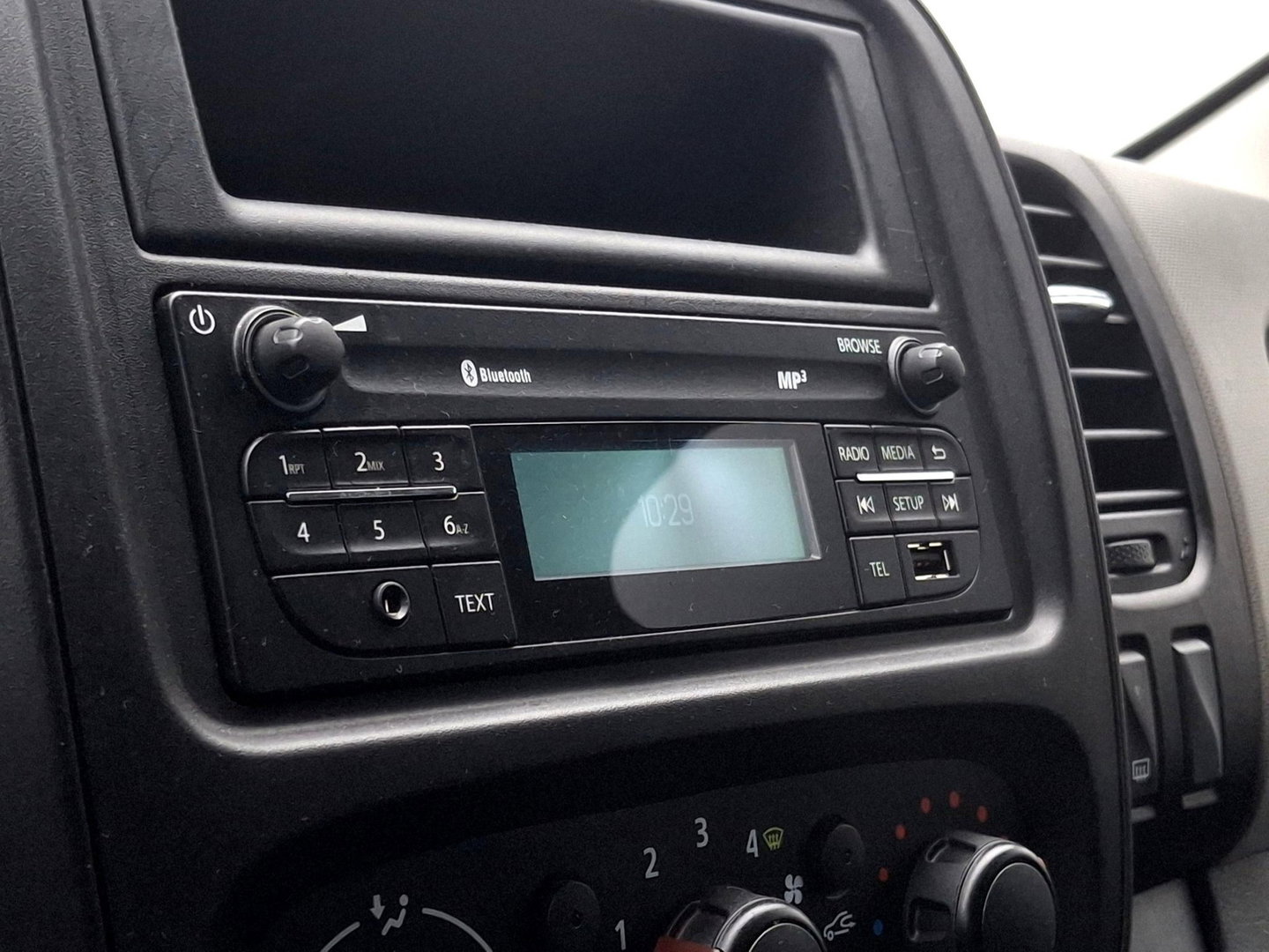 Renault Trafic 1.6 dCi T29 L2H1 DC Comfort | Marge | 6-persoons | Velgen |