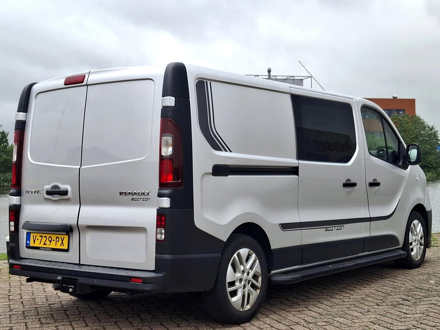 Renault Trafic 1.6 dCi T29 L2H1 DC Comfort | Marge | 6-persoons | Velgen |