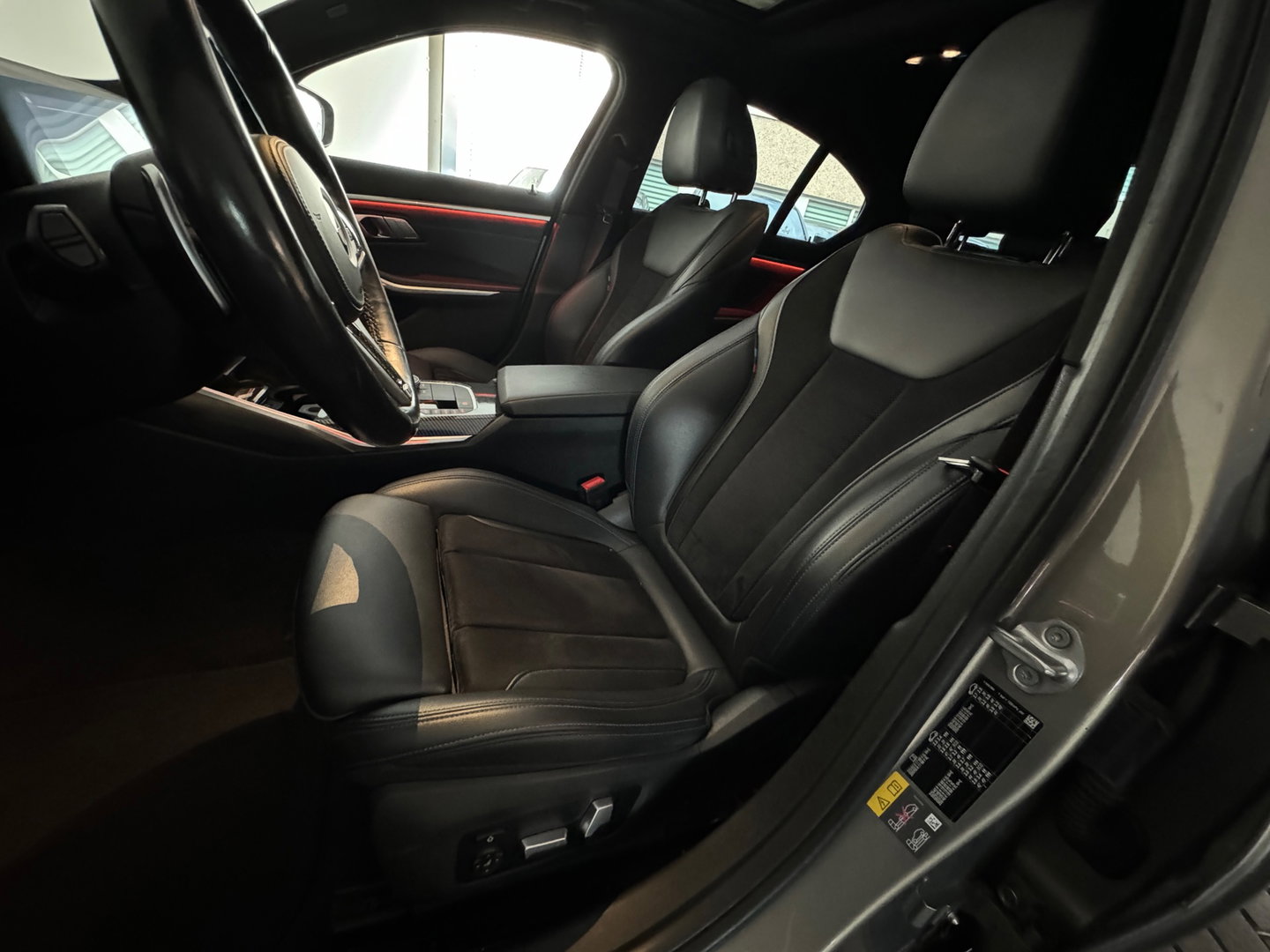 BMW 3-serie 330e High Executive Pano|Laser|Maxton|Kleppensysteem