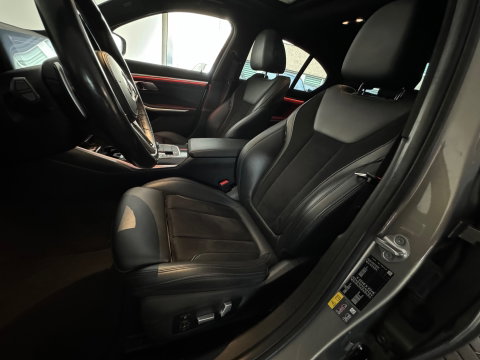 BMW 3-serie 330e High Executive Pano|Laser|Maxton|Kleppensysteem