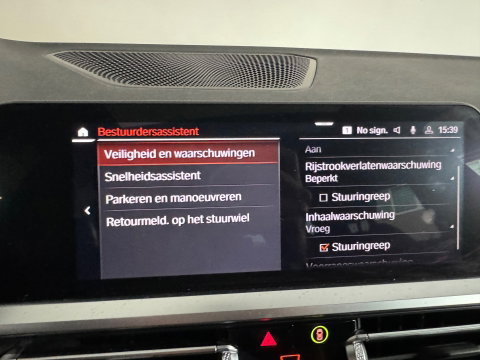 BMW 3-serie 330e High Executive Pano|Laser|Maxton|Kleppensysteem