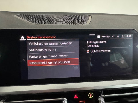 BMW 3-serie 330e High Executive Pano|Laser|Maxton|Kleppensysteem