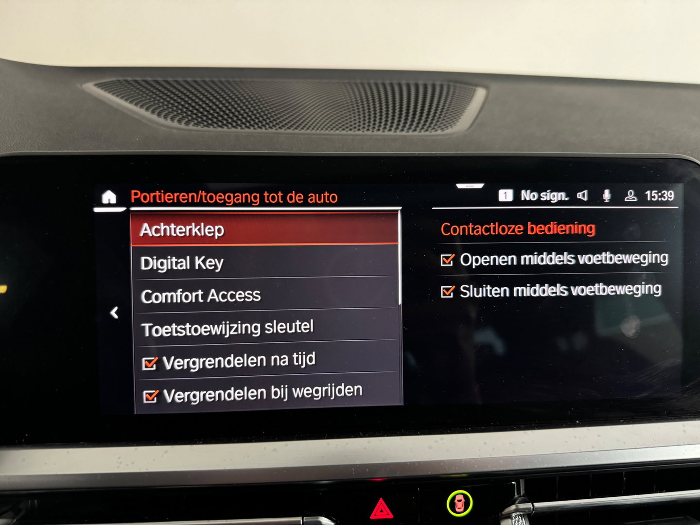 BMW 3-serie 330e High Executive Pano|Laser|Maxton|Kleppensysteem