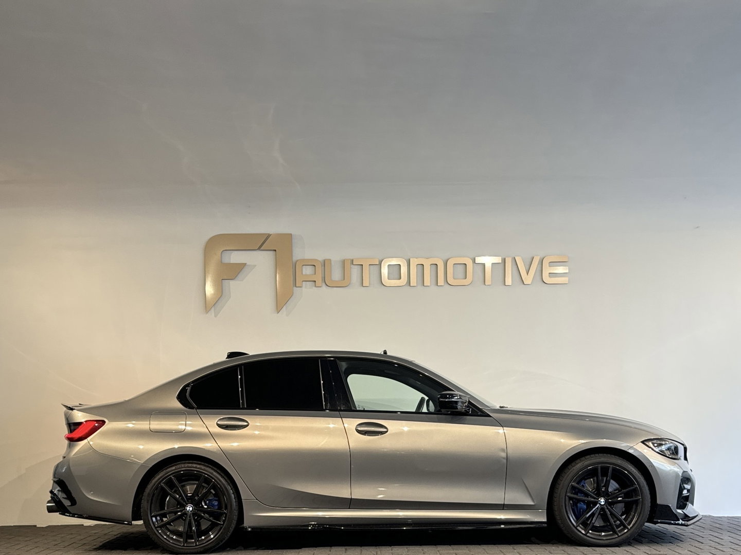 BMW 3-serie 330e High Executive Pano|Laser|Maxton|Kleppensysteem