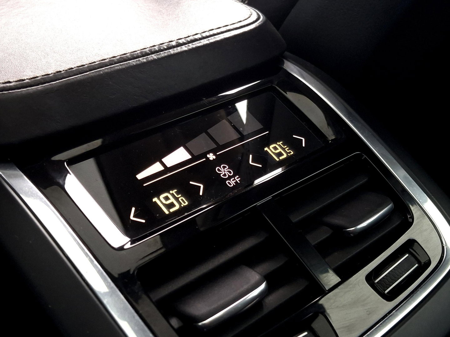 Volvo XC90 2.0 T8 Twin Engine AWD Inscription | PANO | 7P | LEDER | ZEER MOOI!! |