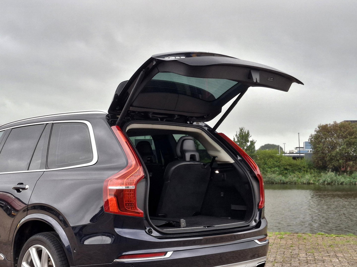 Volvo XC90 2.0 T8 Twin Engine AWD Inscription | PANO | 7P | LEDER | ZEER MOOI!! |