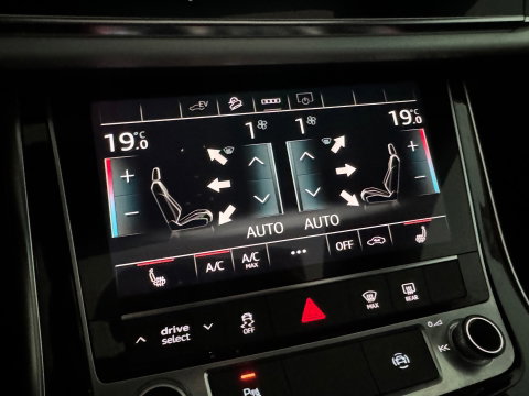 Audi Q8 60 TFSI e quattro S Line Compet Pano|Sfeer|Cruise