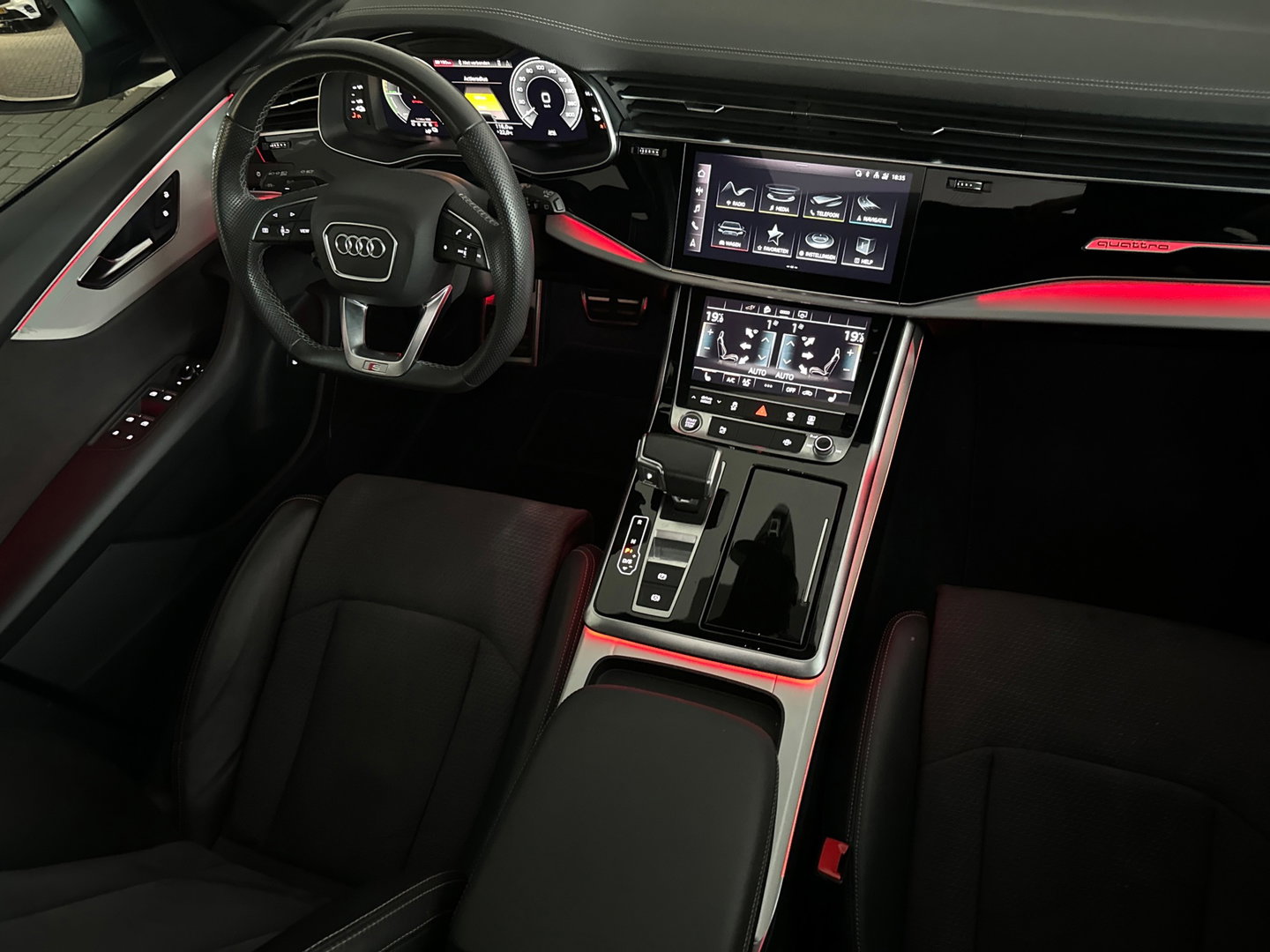 Audi Q8 60 TFSI e quattro S Line Compet Pano|Sfeer|Cruise