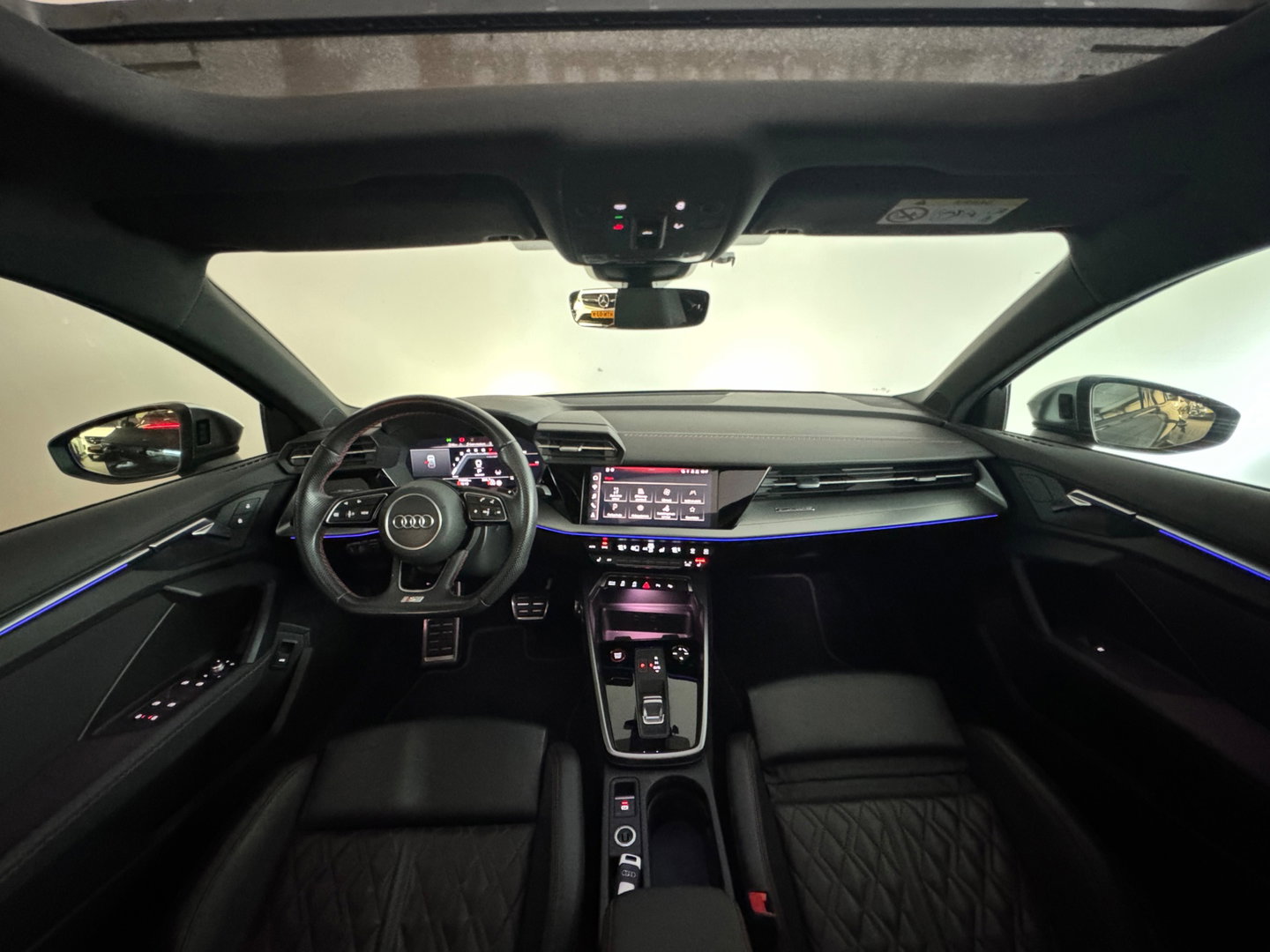 Audi S3 Sportback 2.0 TFSI quattro Pano|RS Seats|ACC|Sfeer|Camera