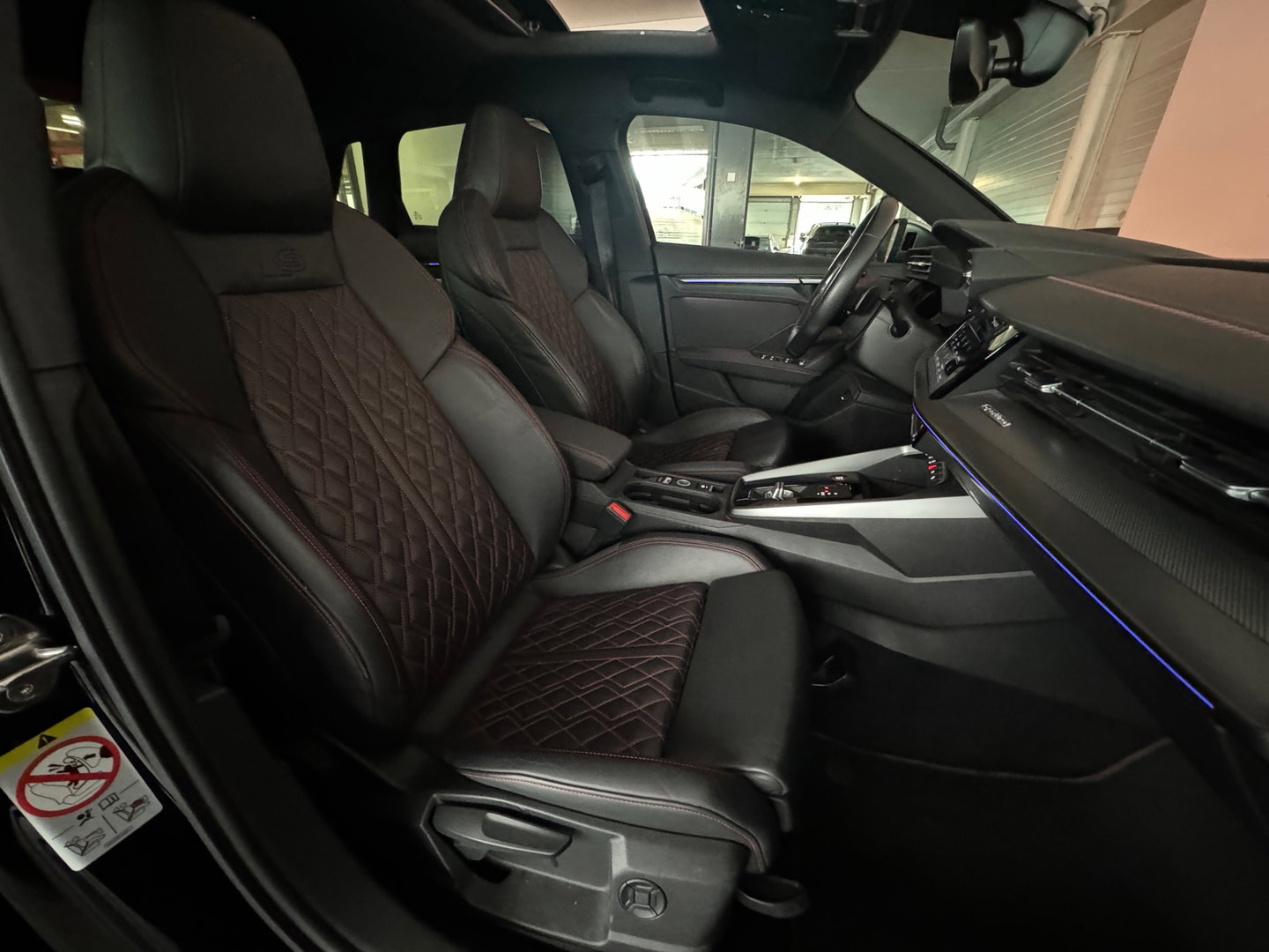Audi S3 Sportback 2.0 TFSI quattro Pano|RS Seats|ACC|Sfeer|Camera