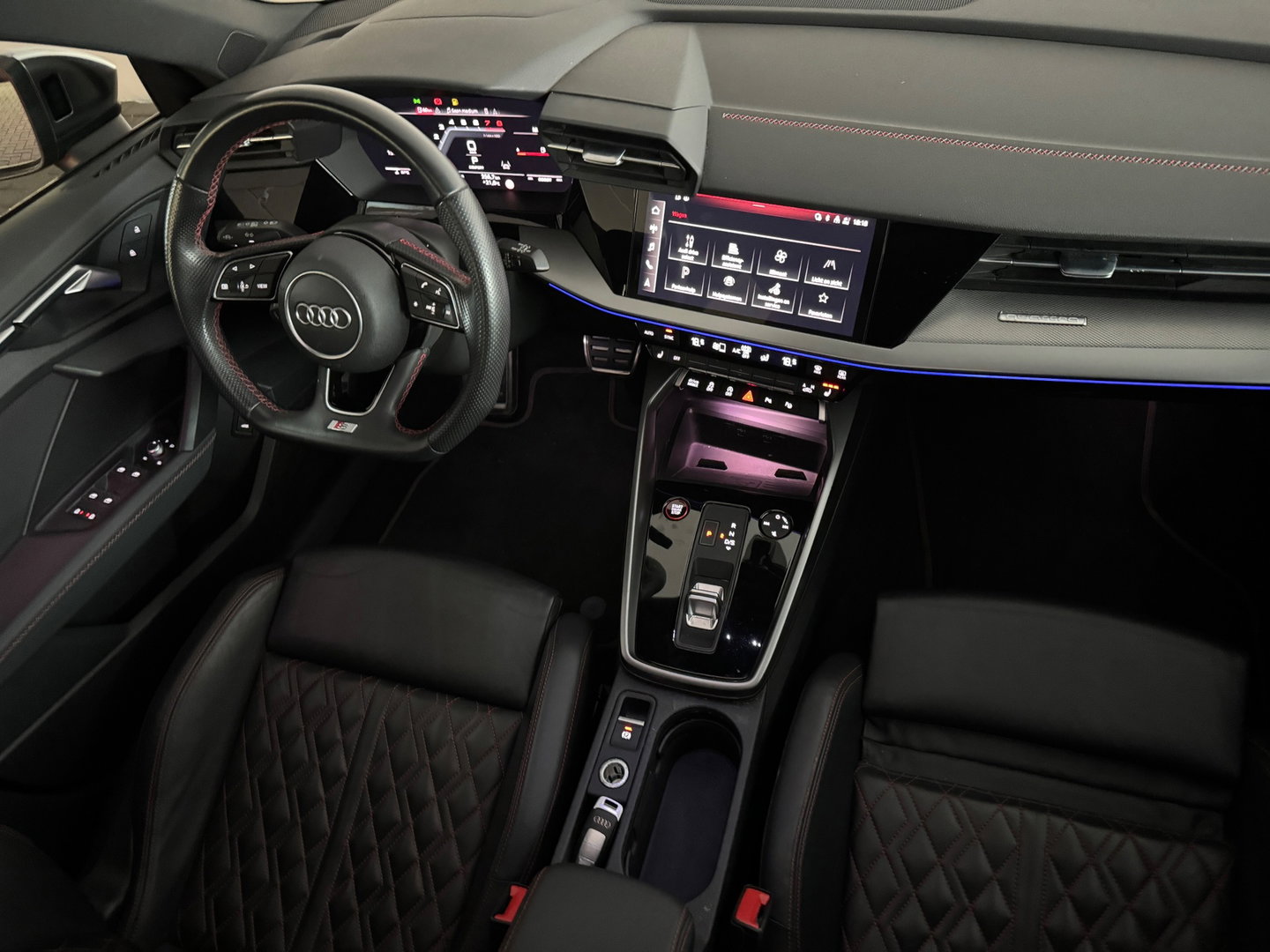 Audi S3 Sportback 2.0 TFSI quattro Pano|RS Seats|ACC|Sfeer|Camera