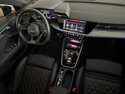 Audi S3 Sportback 2.0 TFSI quattro Pano|RS Seats|ACC|Sfeer|Camera