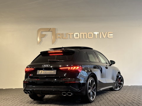 Audi S3 Sportback 2.0 TFSI quattro Pano|RS Seats|ACC|Sfeer|Camera