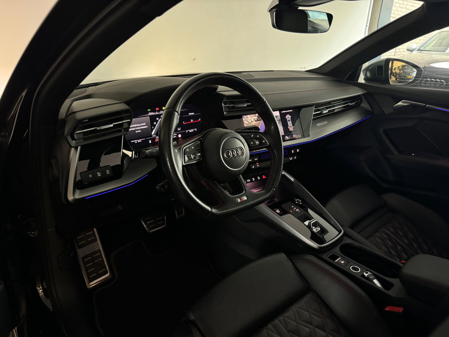 Audi S3 Sportback 2.0 TFSI quattro Pano|RS Seats|ACC|Sfeer|Camera