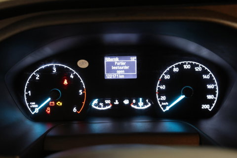 Ford Transit Custom 2.0 TDCI L1H1 IMPERIAAL EN TREKHAAK