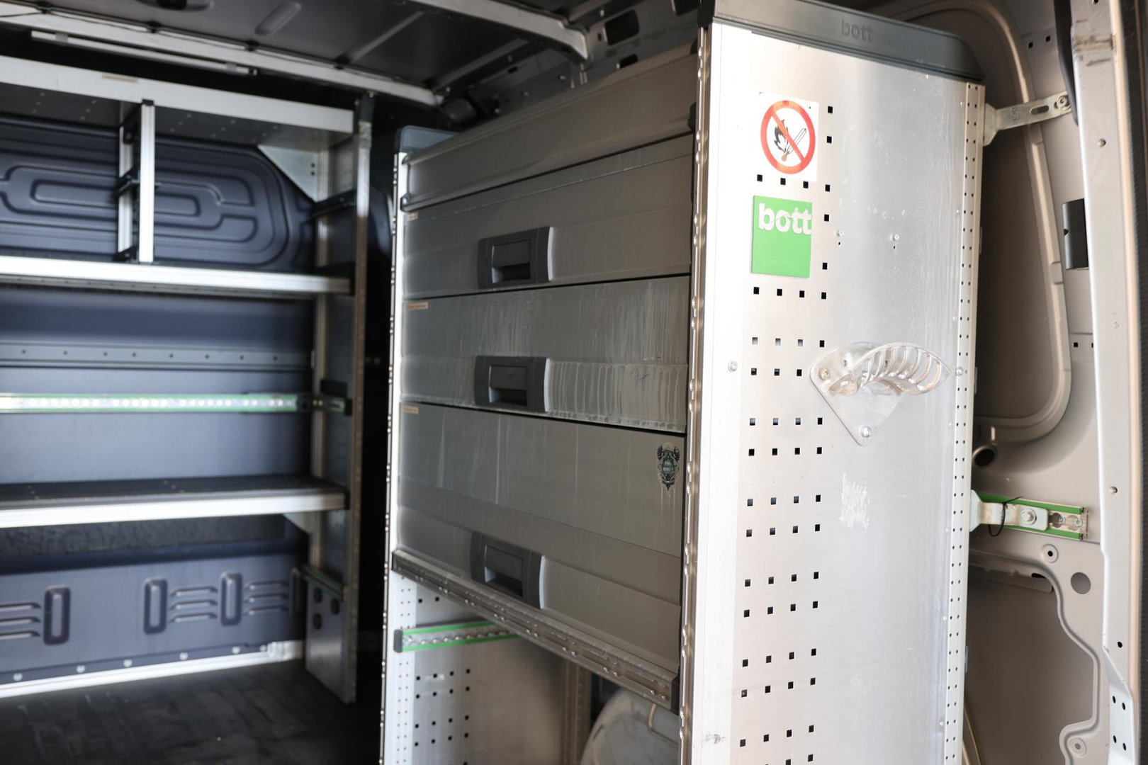 Mercedes-Benz Sprinter 314 2.2 CDI L1H1 AUTOMAAT WERKPLAATSINRICHTING LED
