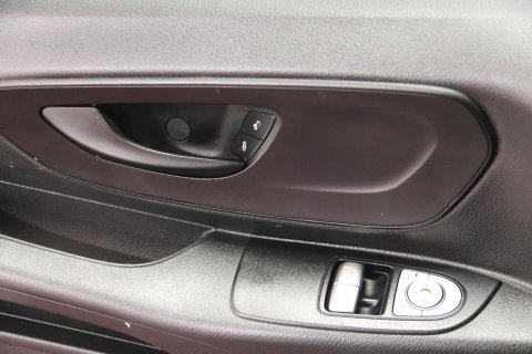 Mercedes-Benz Vito 114 CDI AUTOMAAT IMPERIAAL TREKHAAK Mercedes-Benz Vito 114 CDI 114 CDI AUTOMAAT IMPERIAAL TREKHAAK