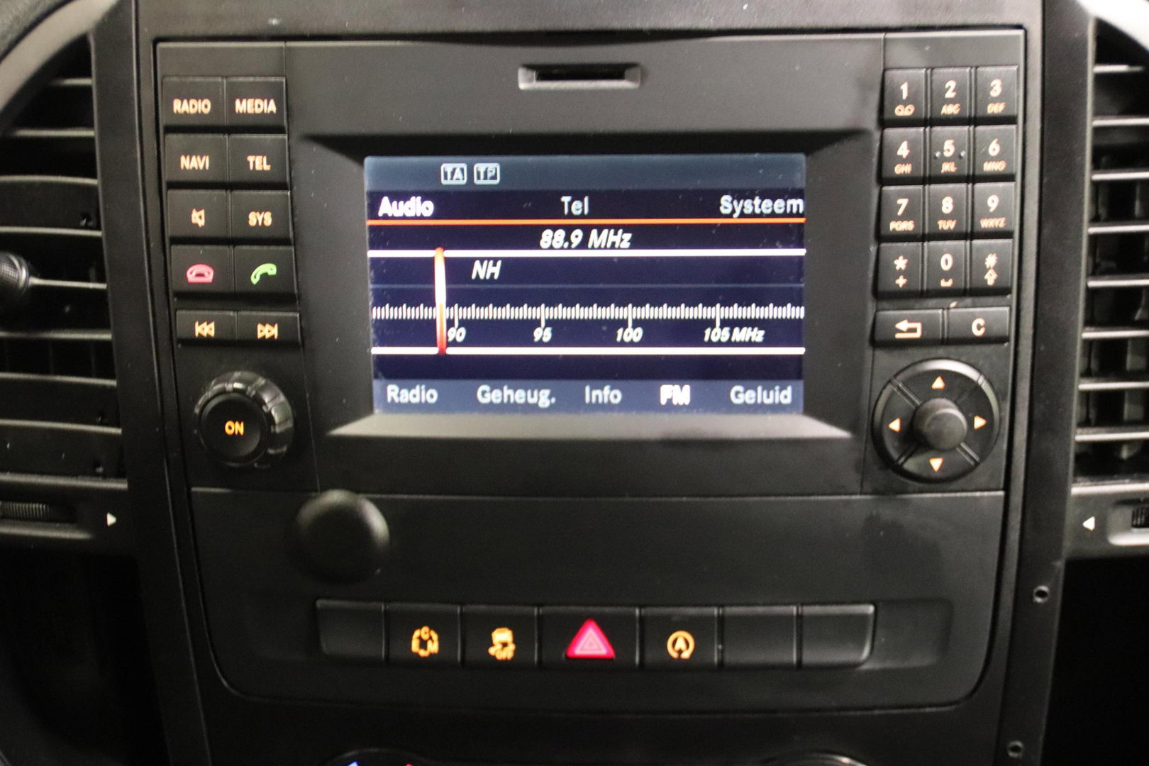 Mercedes-Benz Vito 116 CDI Lang AUTOMAAT Airco dubbele schuifdeur Mercedes-Benz Vito 116 CDI Lang airco dubbele schuifdeur