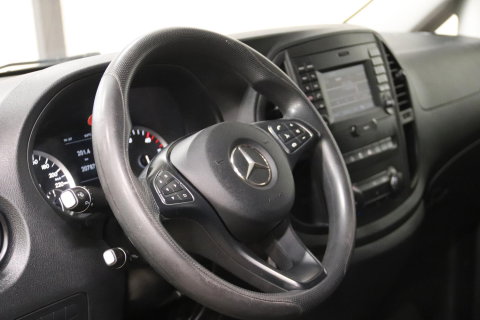 Mercedes-Benz Vito CDI LANG NAVI TREKHAAK Mercedes-Benz Vito CDI Lang NAVIGATIE TREKHAAK