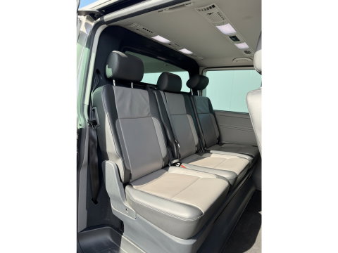 Volkswagen Transporter 2.0 TDI L2H1 30 DC Caravelle Virtual, Adaptieve Cruise, Camera, 2 x Electrische deur, 199pk, LED, Leder, Clima, Stoelverwarming, Carplay, Automaat, Uniek!