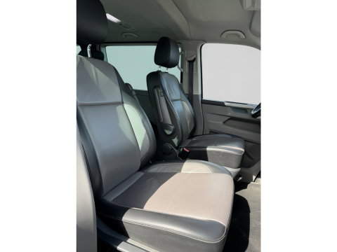 Volkswagen Transporter 2.0 TDI L2H1 30 DC Caravelle Virtual, Adaptieve Cruise, Camera, 2 x Electrische deur, 199pk, LED, Leder, Clima, Stoelverwarming, Carplay, Automaat, Uniek!