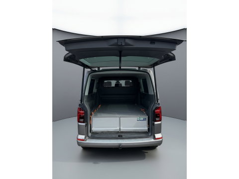 Volkswagen Transporter 2.0 TDI L2H1 30 DC Caravelle Virtual, Adaptieve Cruise, Camera, 2 x Electrische deur, 199pk, LED, Leder, Clima, Stoelverwarming, Carplay, Automaat, Uniek!