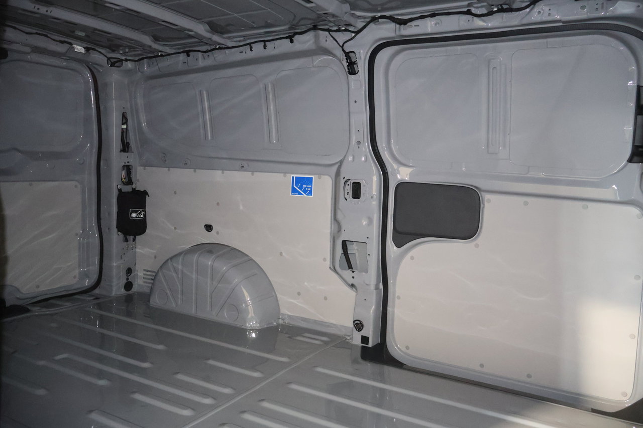 Ford E-Transit Custom