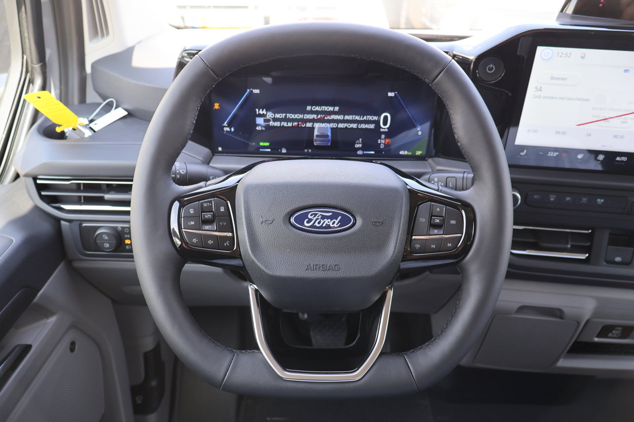 Ford E-Transit Custom