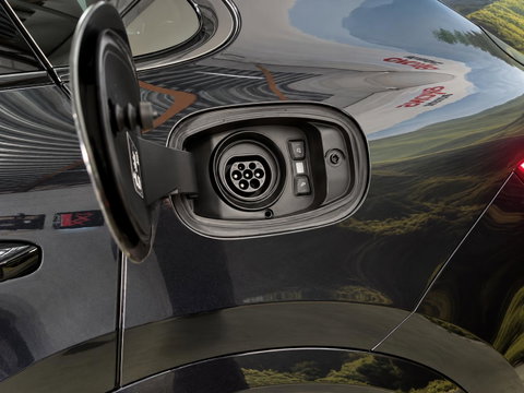 Porsche Cayenne Coupé 3.0 E-Hybrid luchtvering l trekhaak l Pano l