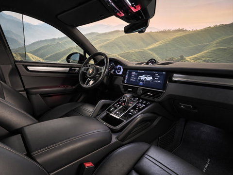 Porsche Cayenne Coupé 3.0 E-Hybrid luchtvering l trekhaak l Pano l