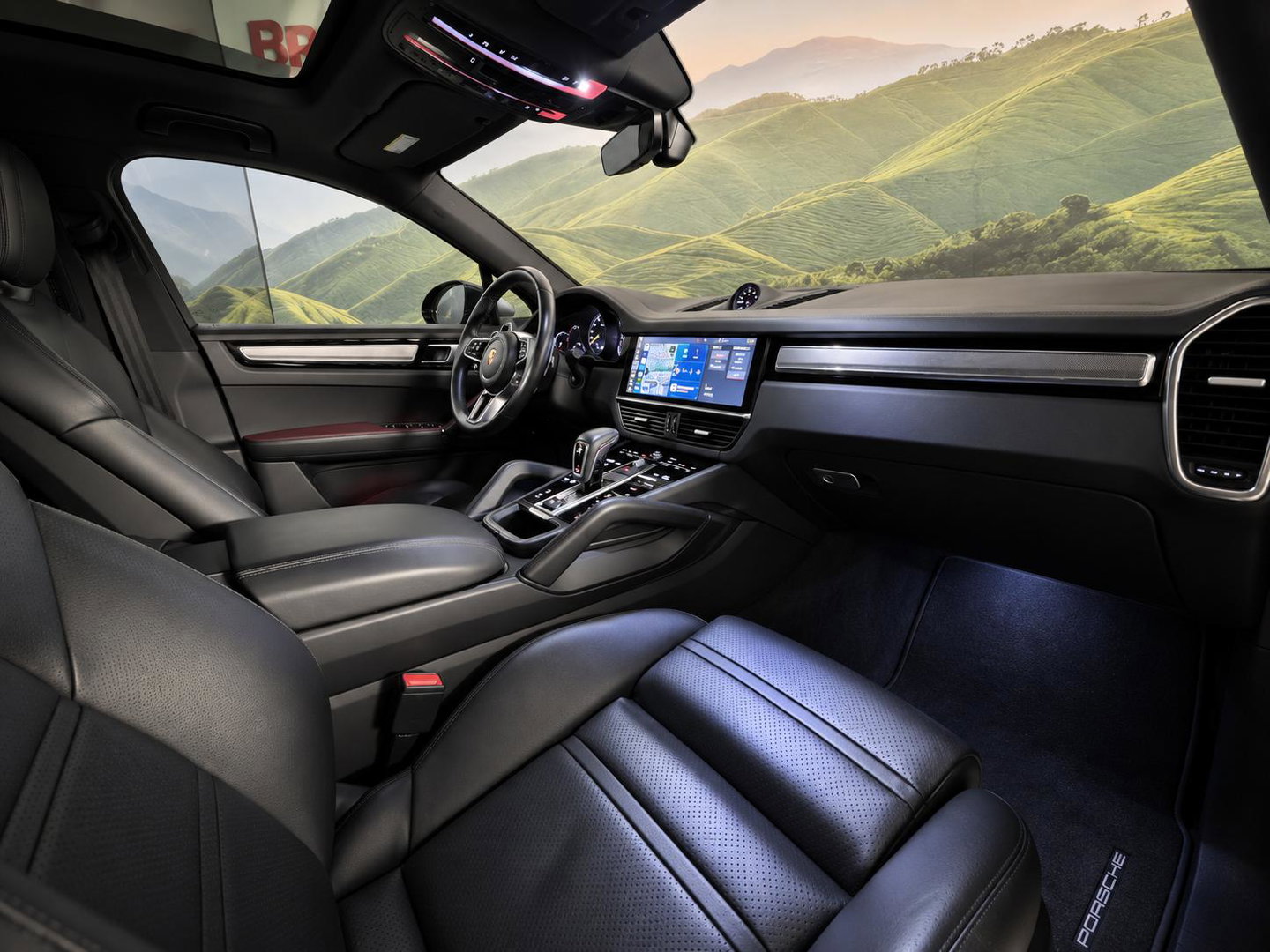 Porsche Cayenne Coupé 3.0 E-Hybrid luchtvering l trekhaak l Pano l