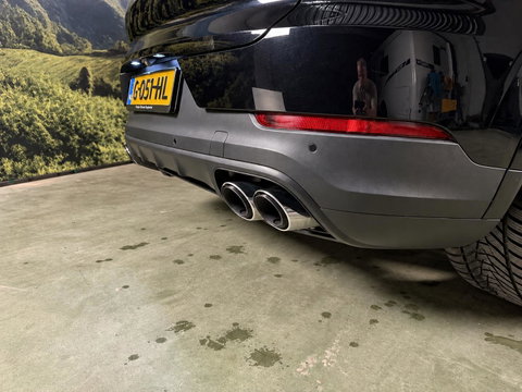 Porsche Cayenne Coupé 3.0 E-Hybrid luchtvering l trekhaak l Pano l