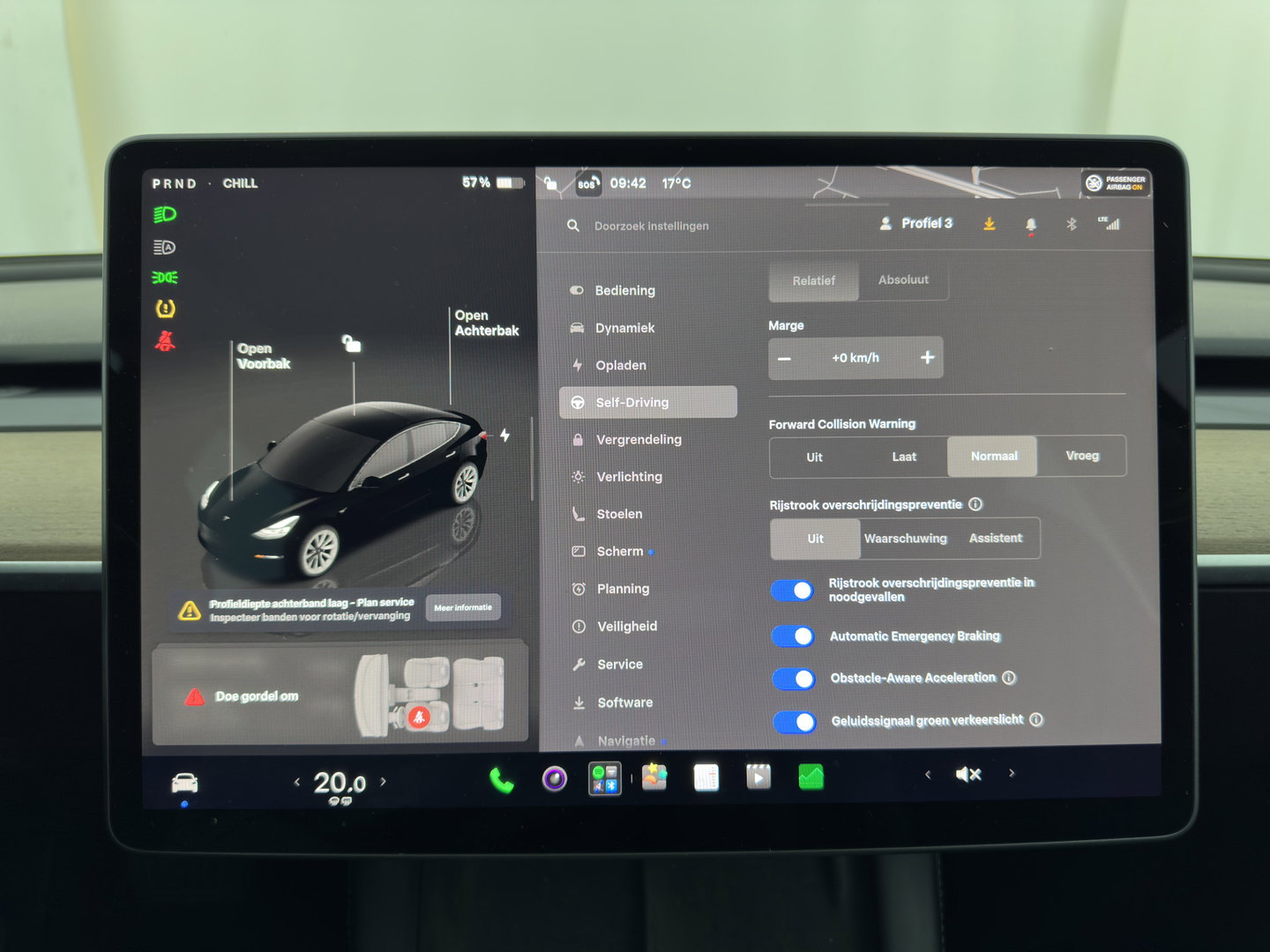 Tesla Model 3 RWD 60 kWh [ 3-Fase-11kW ] {SoH-88%} (INCL-BTW) Aut. *PANO | LEATHER | KEYLESS | FULL-LED | MEMORY-PACK | TOPVIEW | DAB | CARPLAY | DIGI-COCKPIT | LANE-ASSIST | HEATED-COMFORTSEATS | AUTOPILOT | 19"ALU*