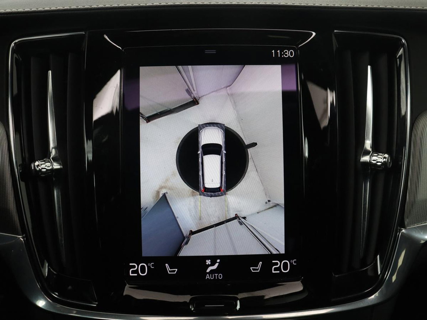 Volvo V90 2.0 B4 R-Design