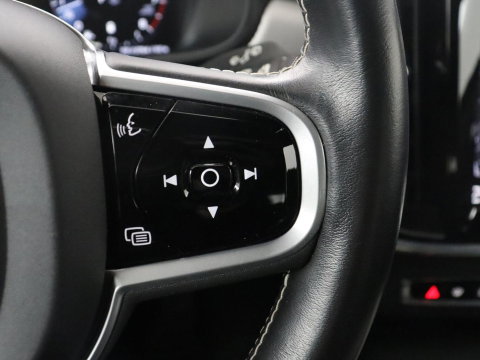 Volvo V90 2.0 B4 R-Design