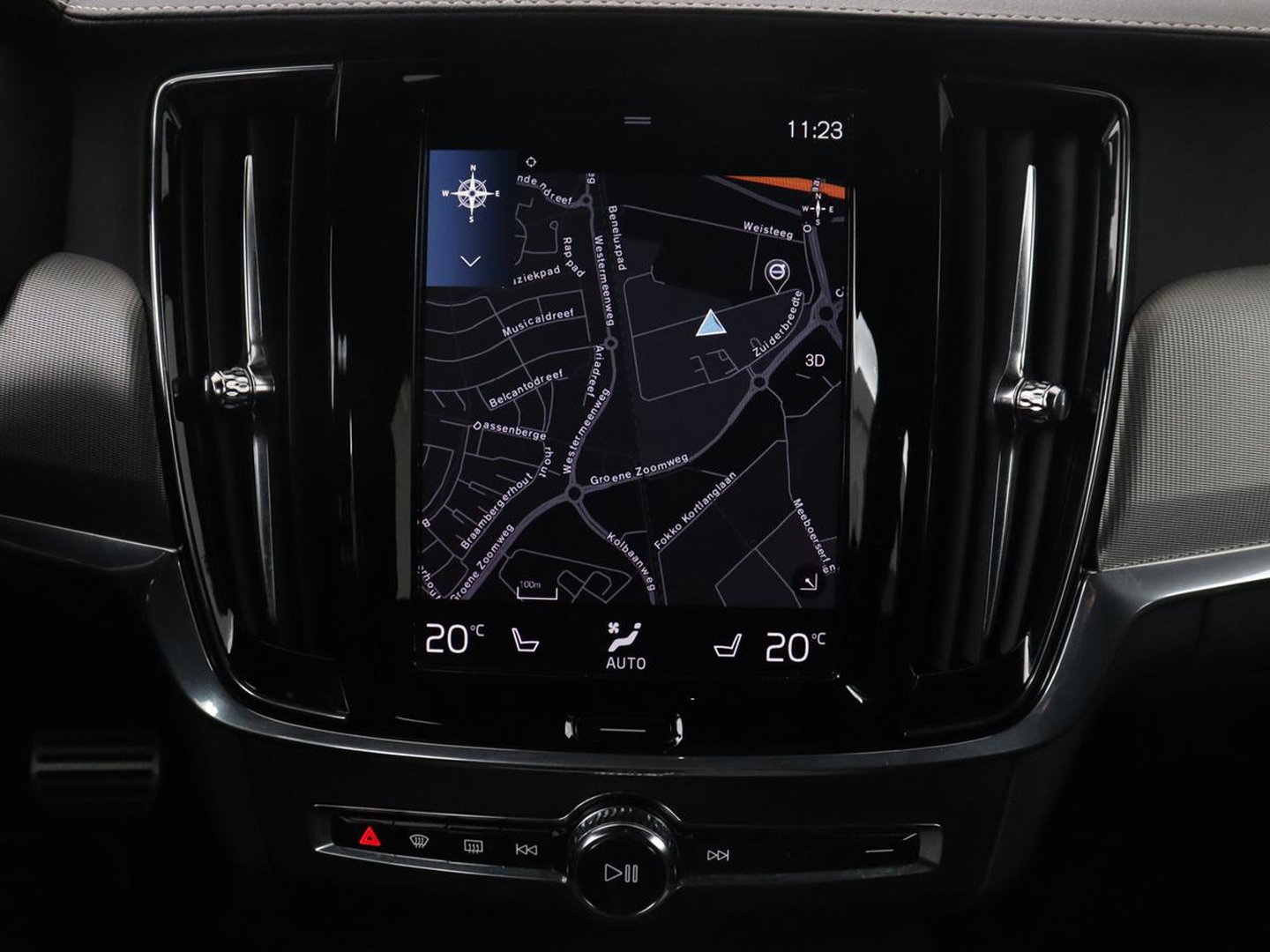 Volvo V90 2.0 B4 R-Design