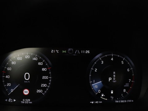 Volvo V90 2.0 B4 R-Design