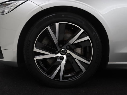 Volvo V90 2.0 B4 R-Design
