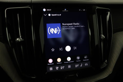 Volvo XC60 T6 Plug-in hybrid Inscription | Trekhaak | Panoramadak | Harman/Kardon | Head-up | Keyless