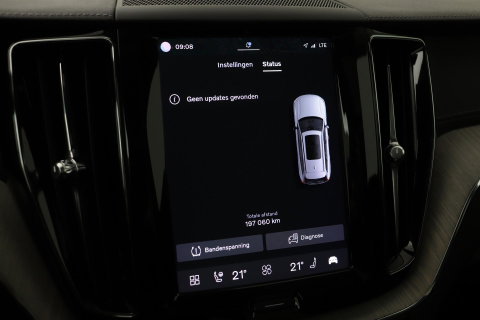 Volvo XC60 T6 Plug-in hybrid Inscription | Trekhaak | Panoramadak | Harman/Kardon | Head-up | Keyless