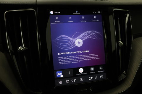 Volvo XC60 T6 Plug-in hybrid Inscription | Trekhaak | Panoramadak | Harman/Kardon | Head-up | Keyless