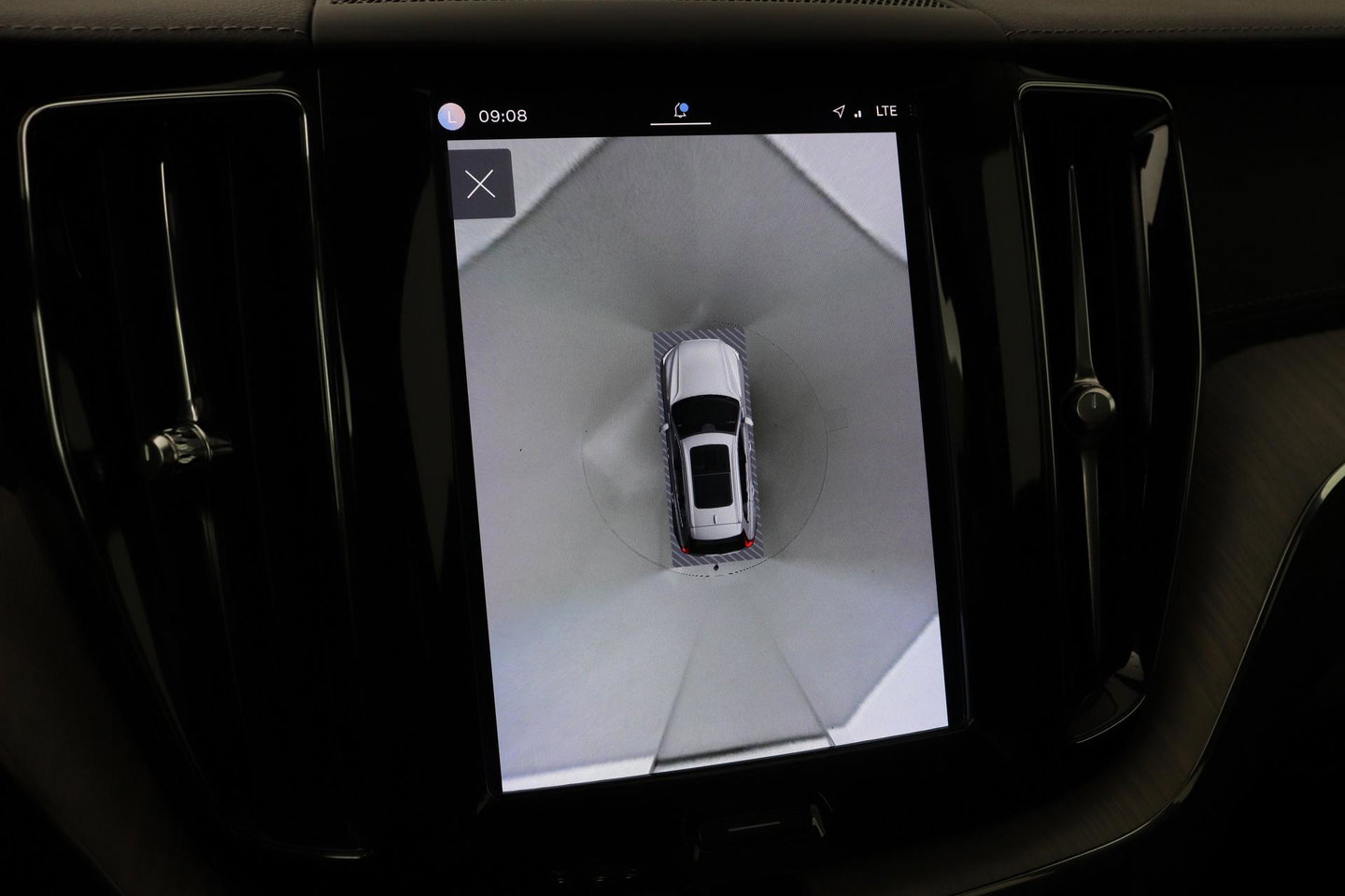 Volvo XC60 T6 Plug-in hybrid Inscription | Trekhaak | Panoramadak | Harman/Kardon | Head-up | Keyless
