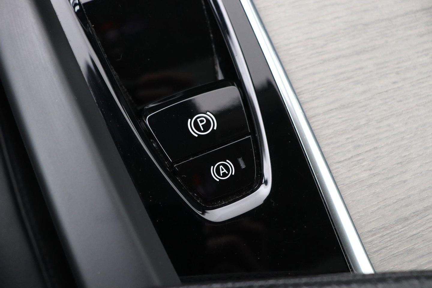 Volvo XC60 T6 Plug-in hybrid Inscription | Trekhaak | Panoramadak | Harman/Kardon | Head-up | Keyless