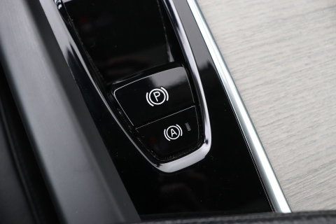 Volvo XC60 T6 Plug-in hybrid Inscription | Trekhaak | Panoramadak | Harman/Kardon | Head-up | Keyless
