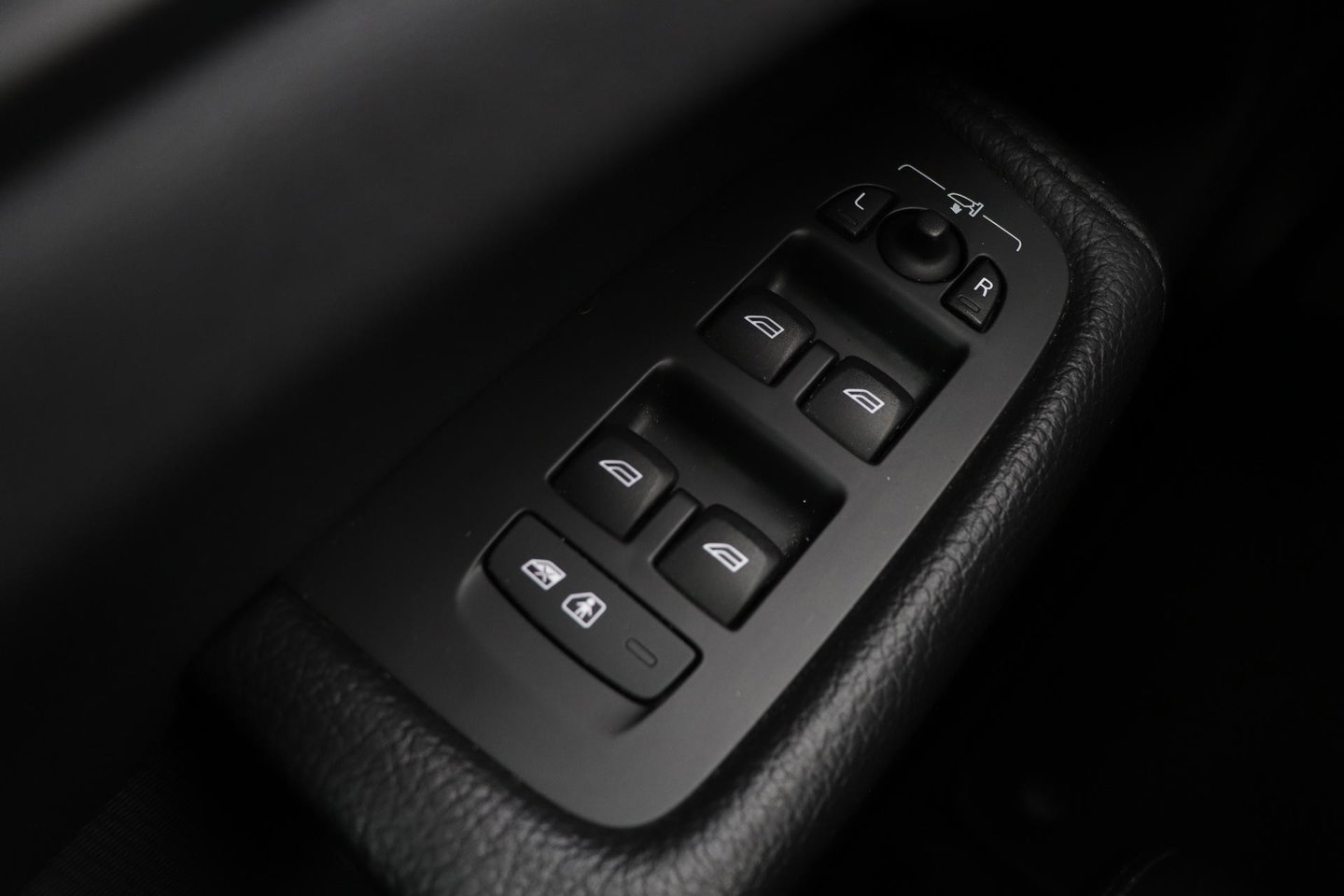 Volvo XC60 T6 Plug-in hybrid Inscription | Trekhaak | Panoramadak | Harman/Kardon | Head-up | Keyless