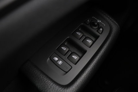 Volvo XC60 T6 Plug-in hybrid Inscription | Trekhaak | Panoramadak | Harman/Kardon | Head-up | Keyless